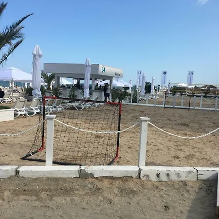 Seaside Holiday מאמאיה